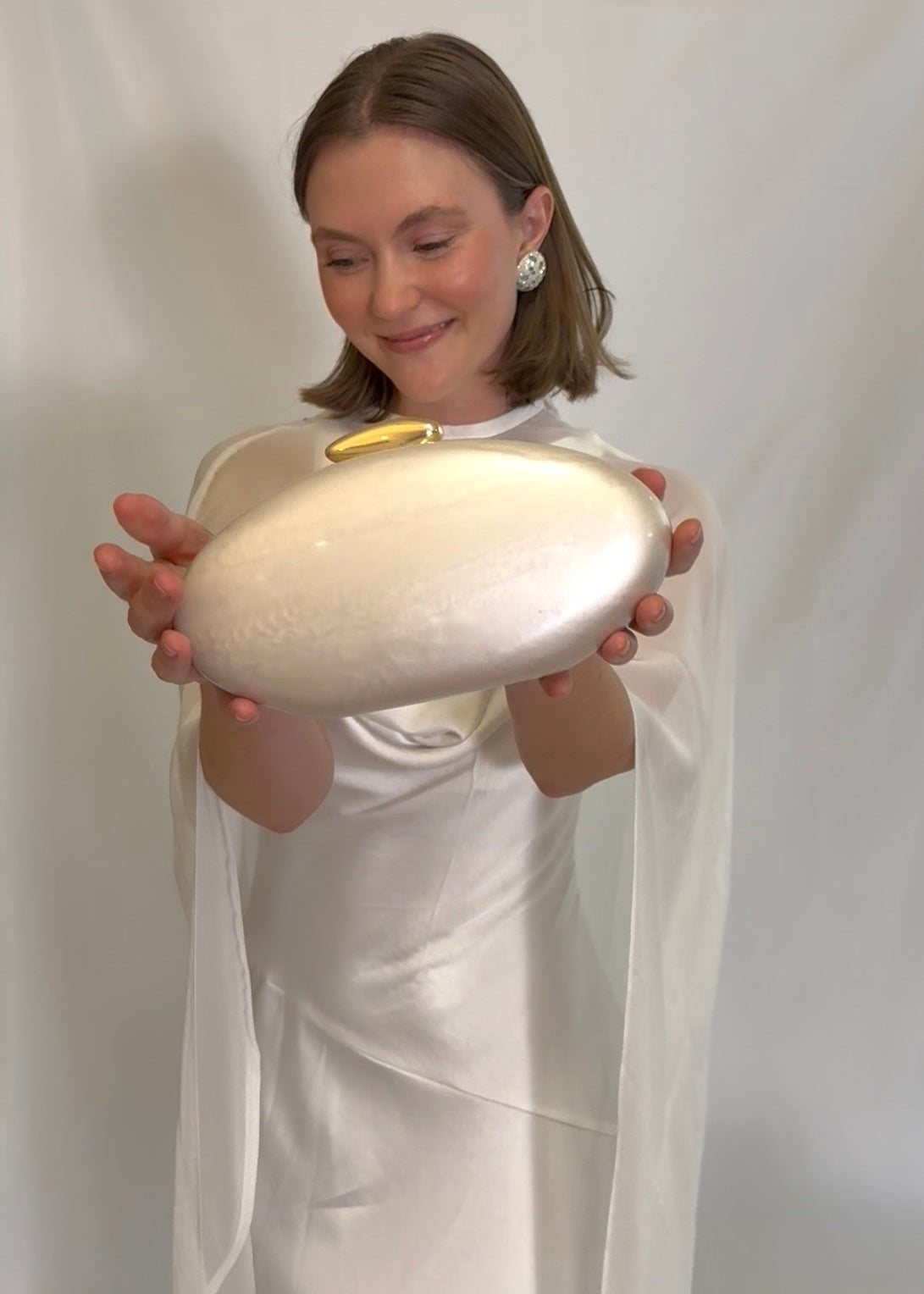 Pearl-Inspired Handbag