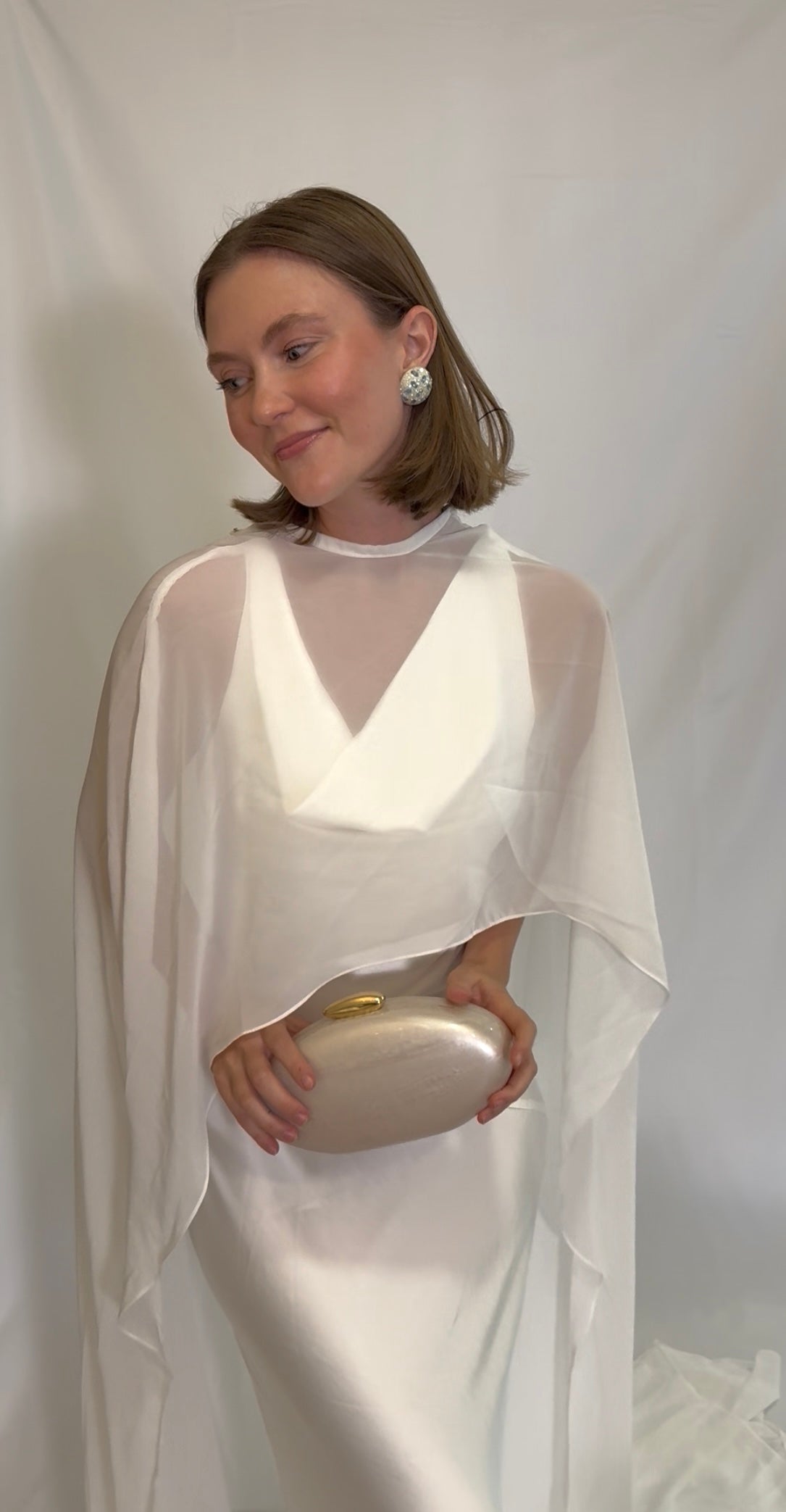 Pearl-Inspired Handbag