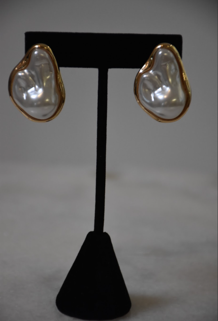 Pearl Me Crazy Earrings