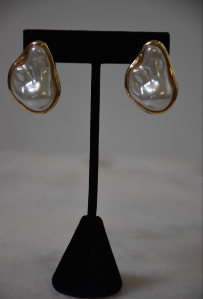 Pearl Me Crazy Earrings