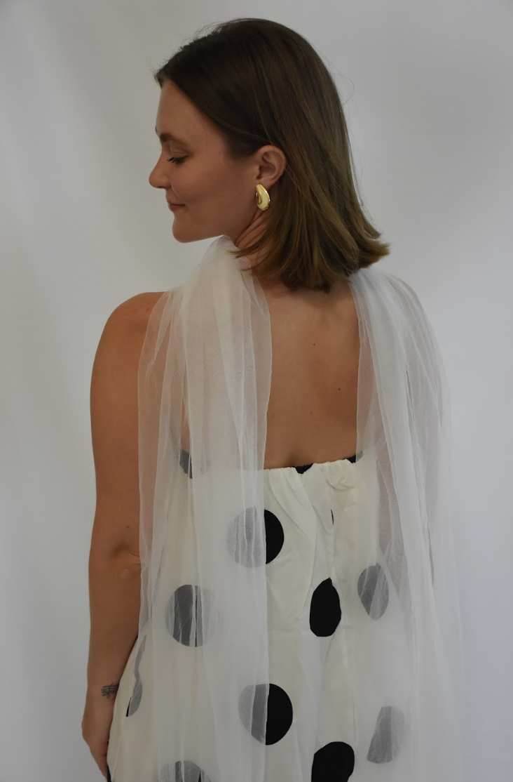 White Tulle Neck Scarf