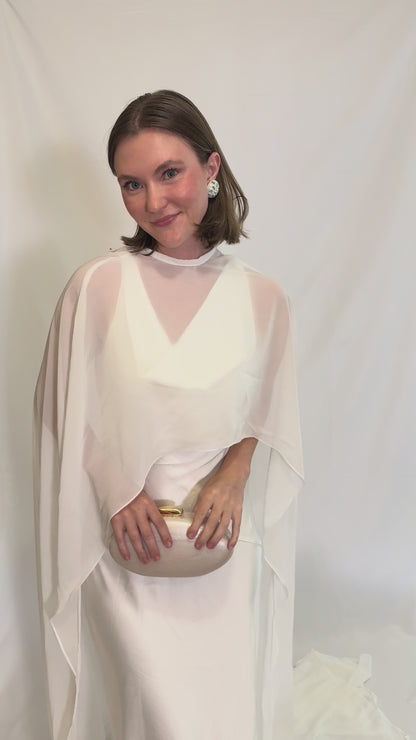 Pearl-Inspired Handbag